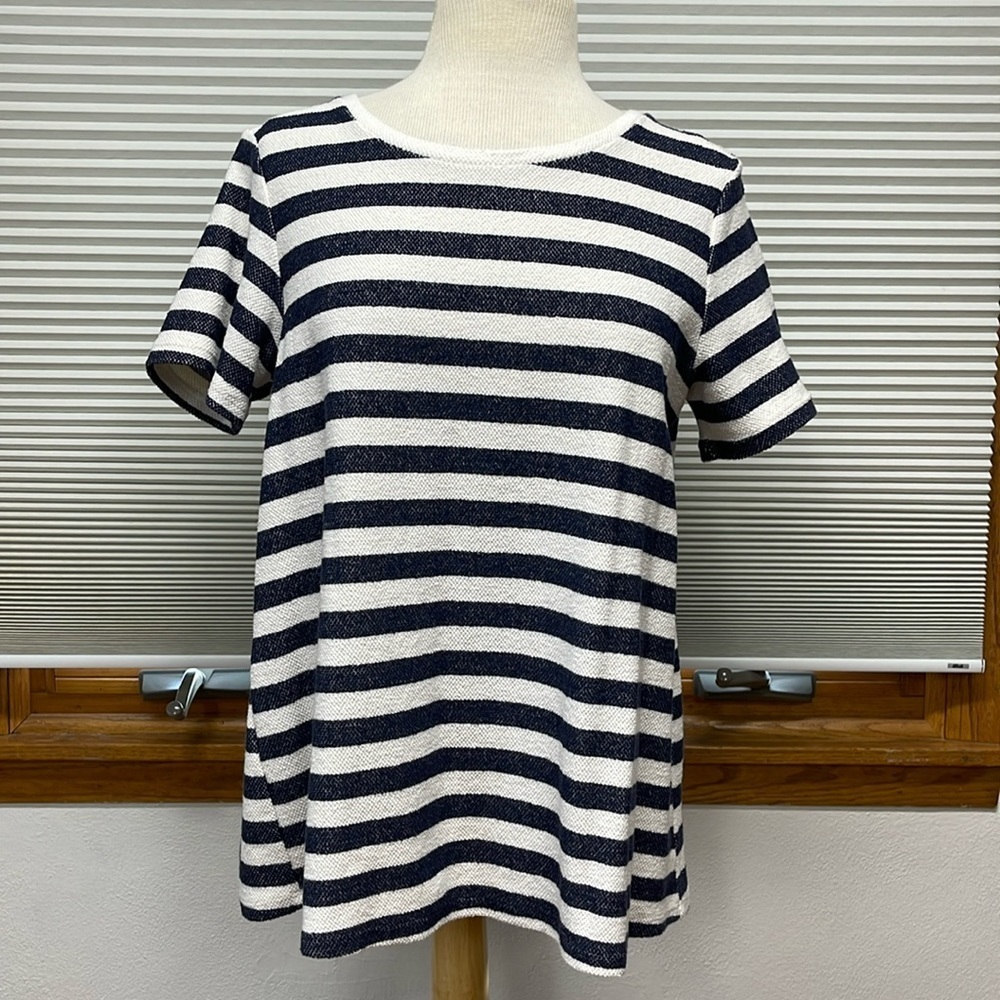 Sanctuary Navy Blue and White Nautical Striped Pleated Back Knit Swing Top
